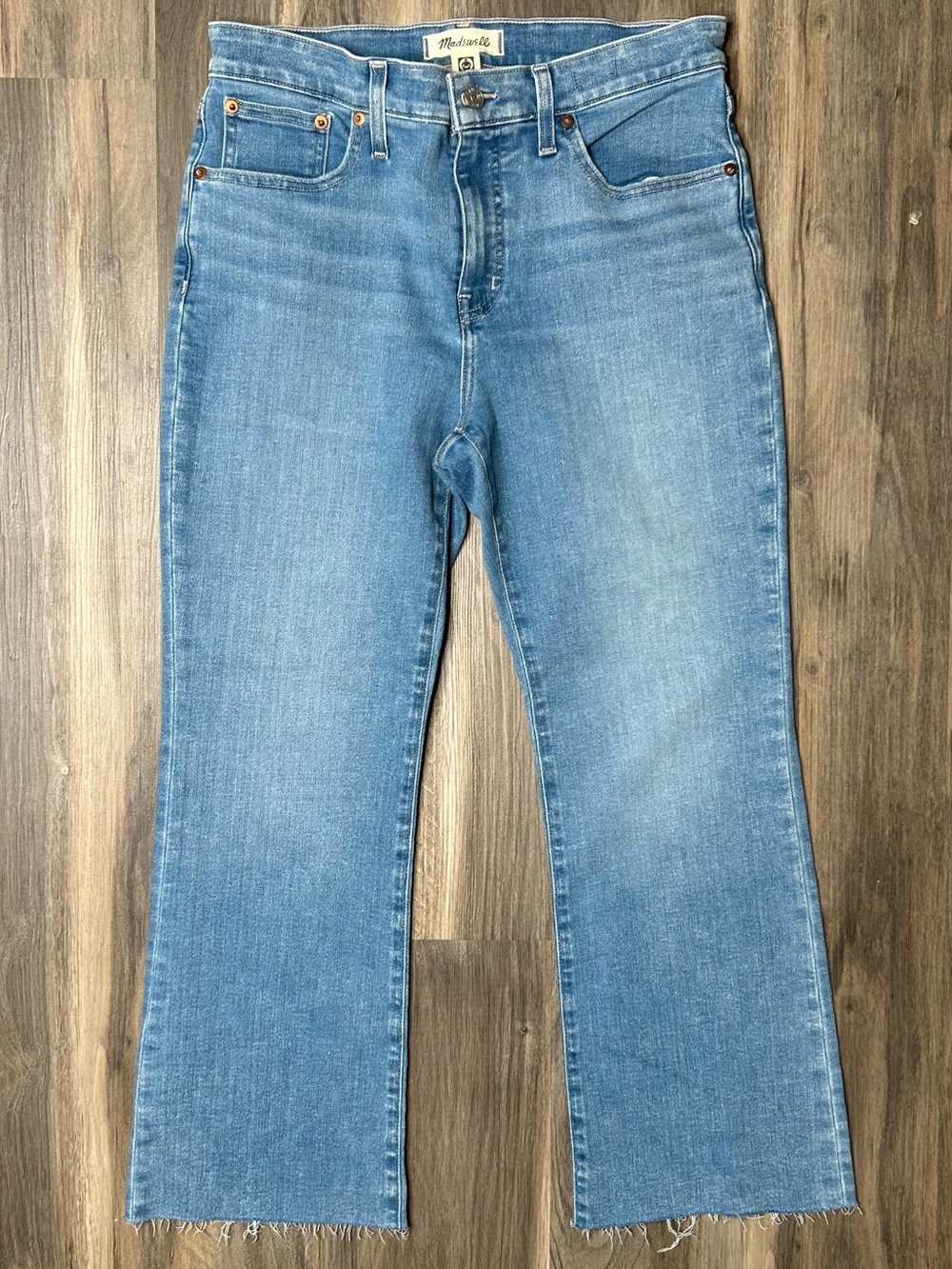NWOT Madewell Kick Out Jeans